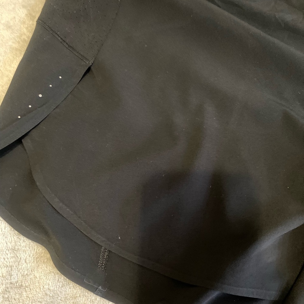Athleta Black High-Waist Athletic Shorts with Moisture-Wicking Fabric - Picture 8 of 16